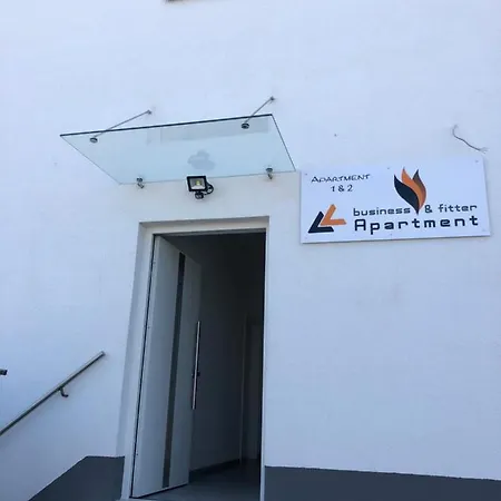 Business & Fitter Apartment *