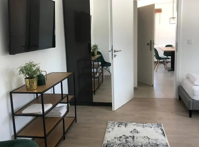 Apartman Business & Fitter