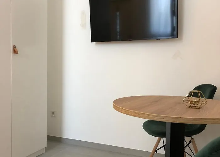 Apartman Business & Fitter